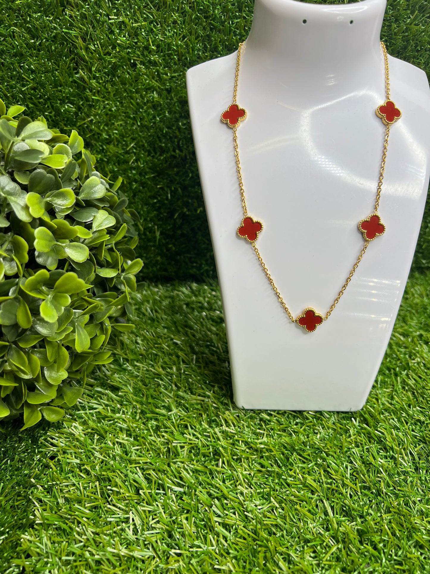 Red Clover Necklace